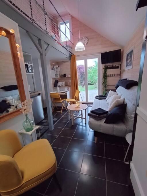 Joli Mezzanine Proche Pole Europeen Et Circuit Apartment